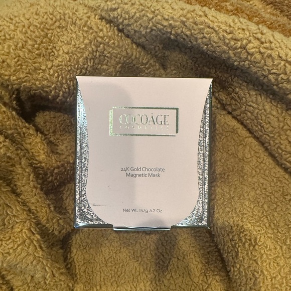 Cocoàge 24K Gold Chocolate Magnetic Mask - Picture 2 of 2